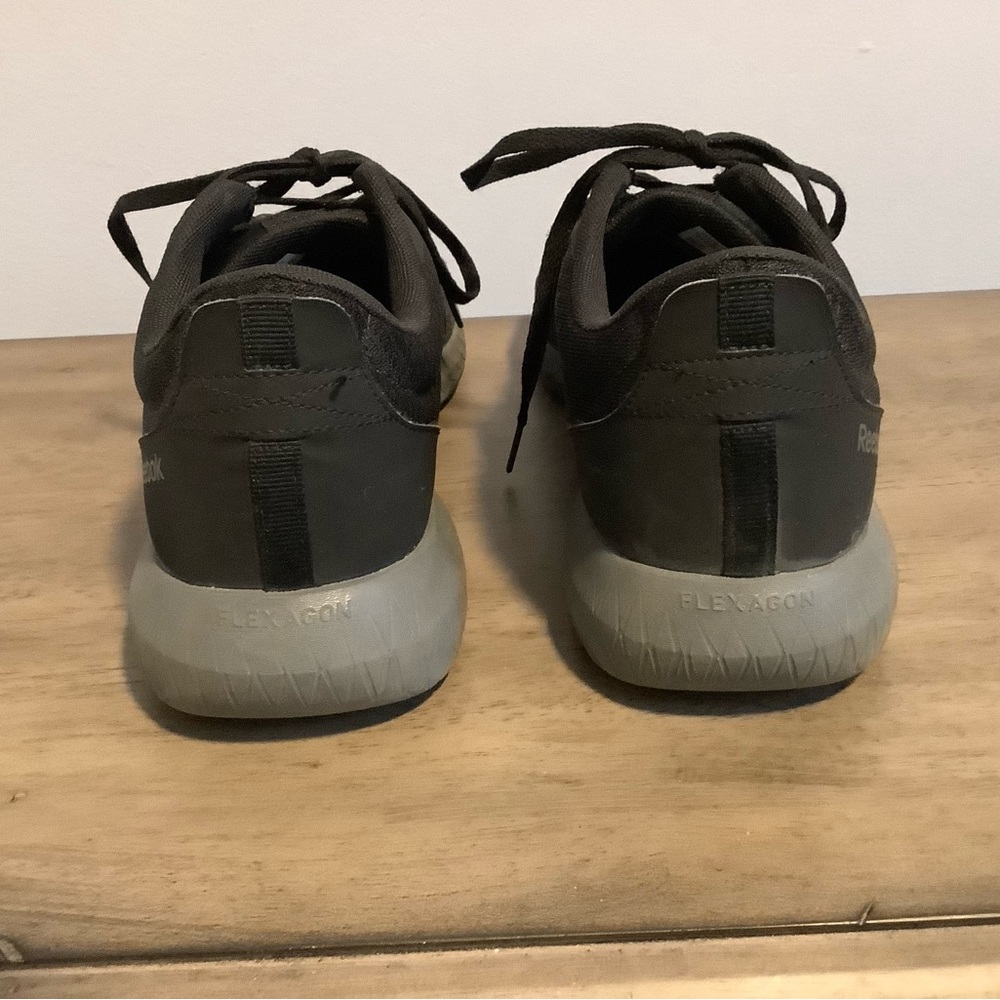 Unisex Reebox size 11 - Picture 4 of 11